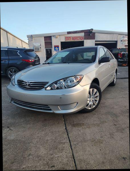 2005 Toyota Camry Base for sale in Houston, TX