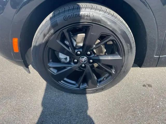 2023 Buick Envision Essence AWD