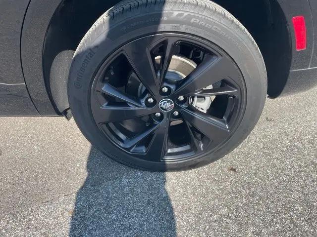 2023 Buick Envision Essence AWD
