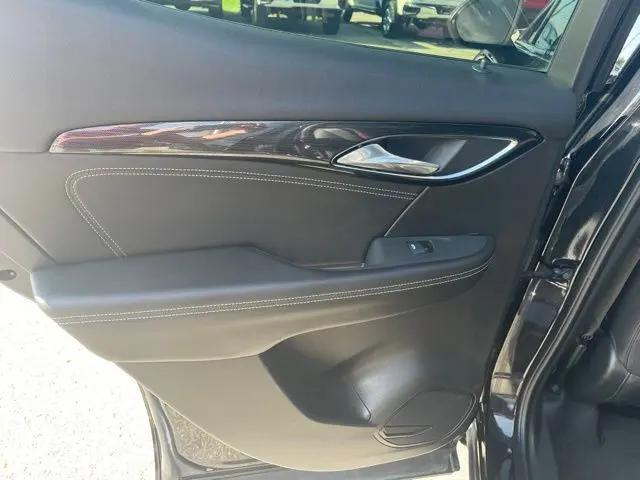 2023 Buick Envision Essence AWD