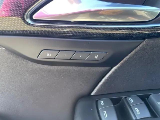 2023 Buick Envision Essence AWD