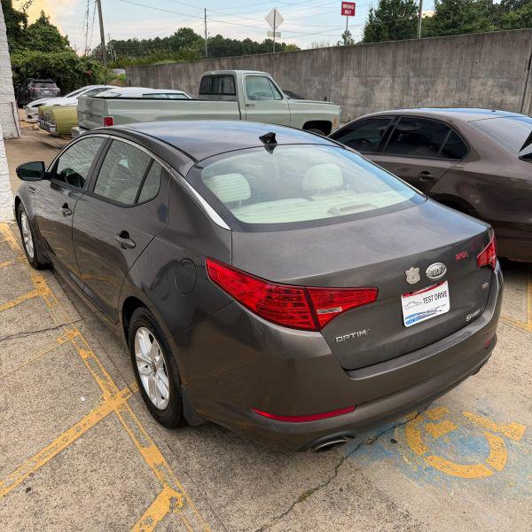 2011 Kia Optima LX