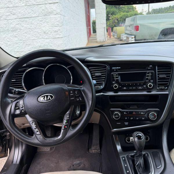 2011 Kia Optima LX