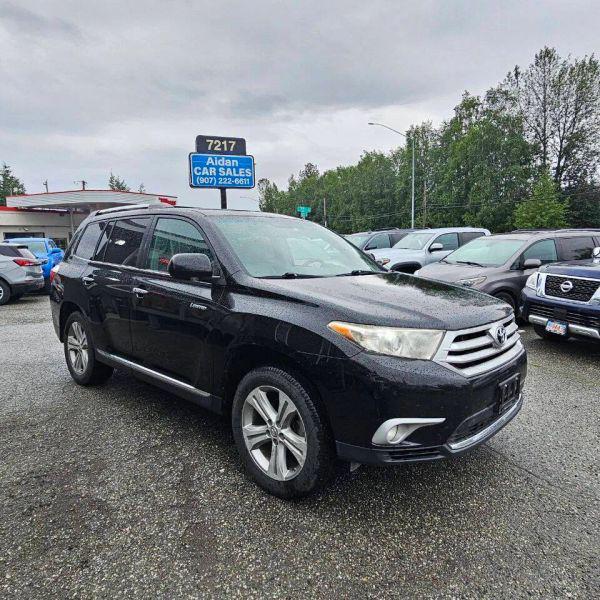 2012 Toyota Highlander Limited V6 for sale in Anchorage, AK
