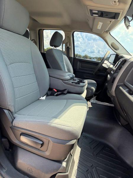 2018 Ram 1500 Express Quad Cab 4x4 6'4" Box