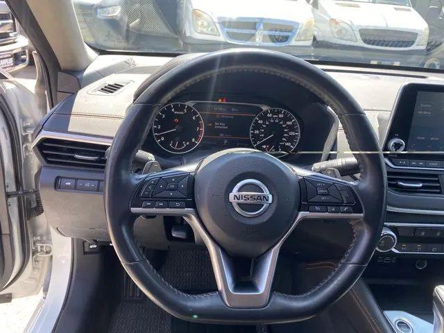 2020 Nissan Altima SR FWD