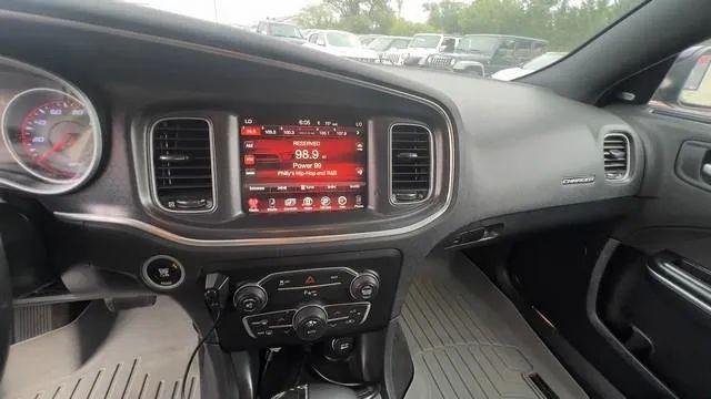 2015 Dodge Charger SXT