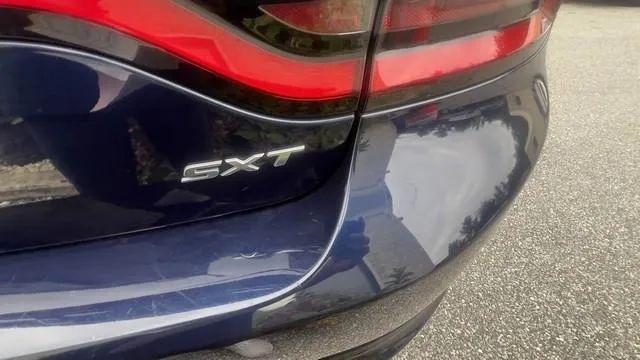 2015 Dodge Charger SXT