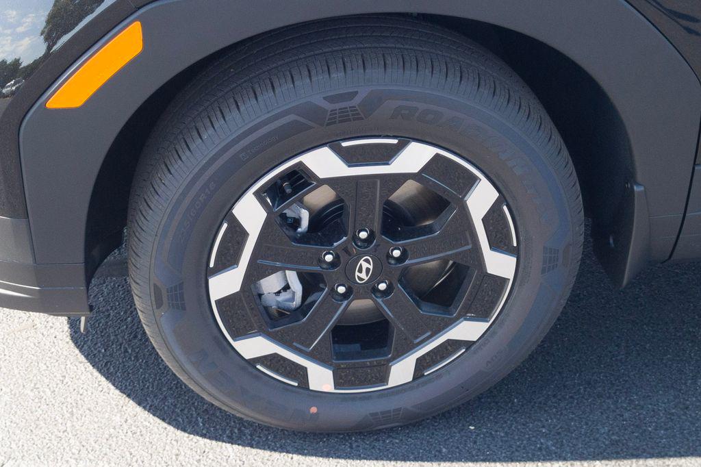 New 2027 Black Hyundai SE AWD image 12