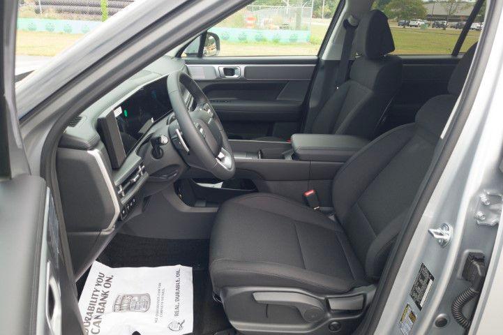 New 2027 Black Hyundai SE AWD image 14