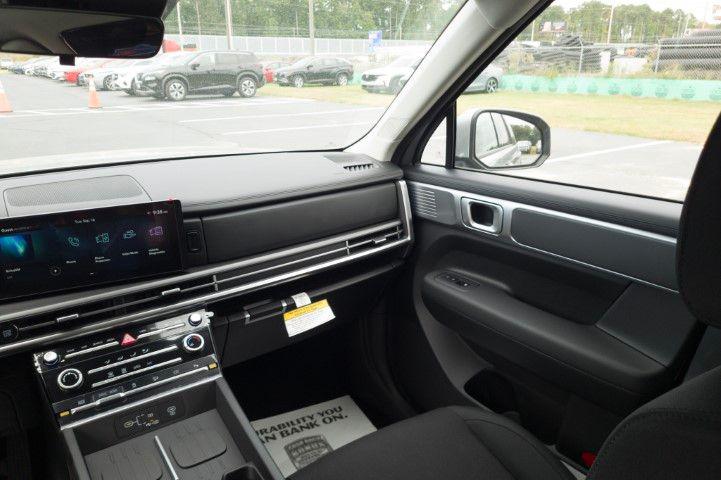 New 2027 Black Hyundai SE AWD image 16