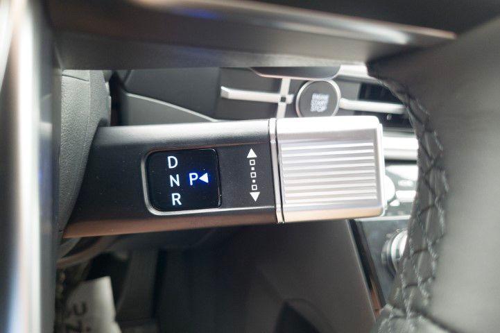 New 2027 Black Hyundai SE AWD image 25