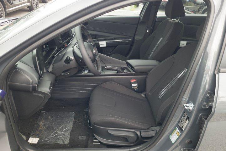 New 2026 Gray HYUNDAI SEL Sport Plus image 13