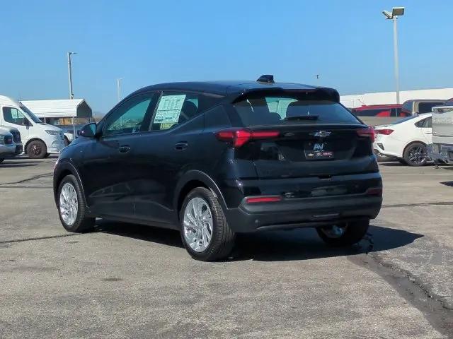 2027 Chevrolet Bolt LT FWD