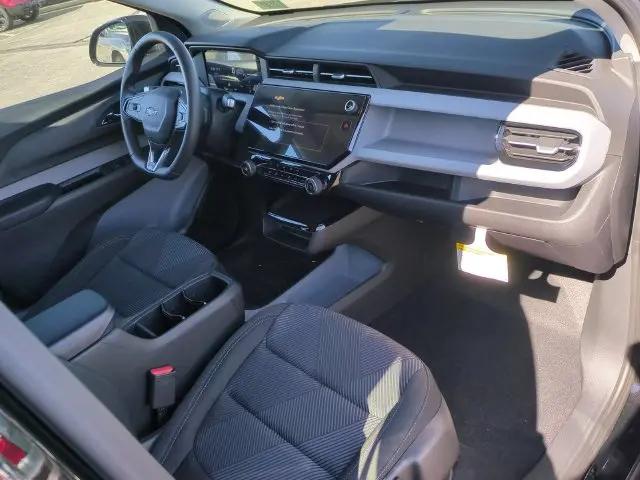 2027 Chevrolet Bolt LT FWD