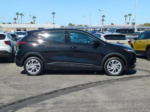 2027 Chevrolet Bolt LT FWD