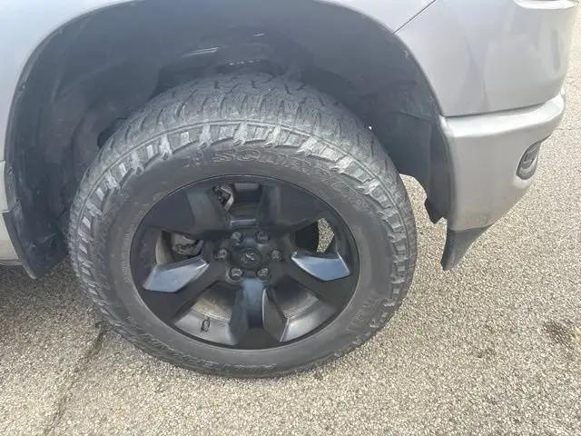 2024 Ram 1500 Tradesman Crew Cab 4x4 5'7" Box
