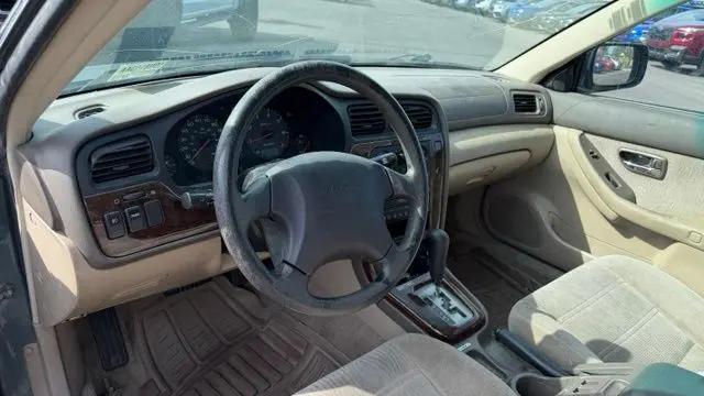 2001 Subaru Outback Base