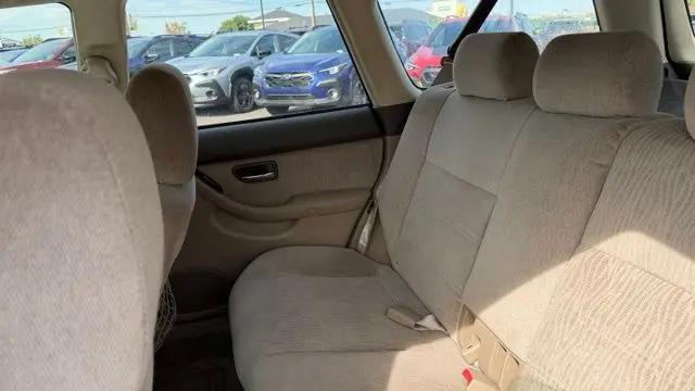 2001 Subaru Outback Base