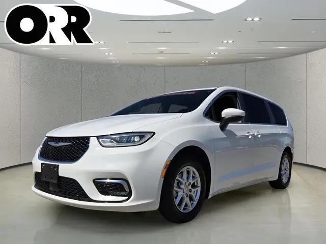 2023 Chrysler Pacifica Touring L for sale in Searcy, AR