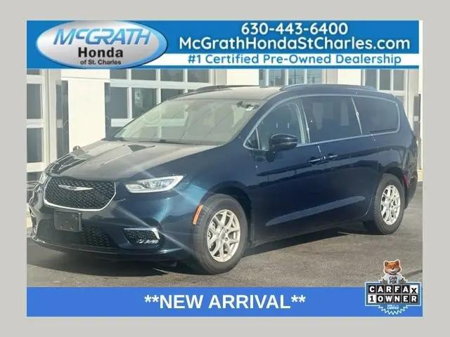2021 Chrysler Pacifica Touring L for sale in Saint Charles, IL