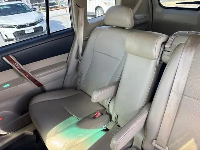 2013 Toyota Highlander Limited V6