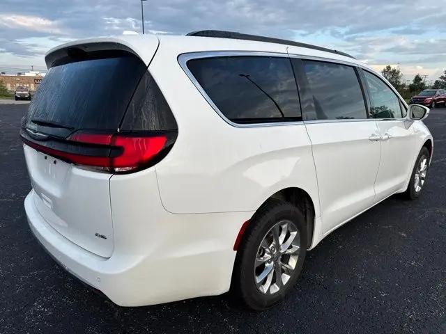 2022 Chrysler Pacifica Touring L AWD