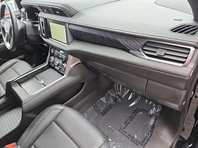 2023 GMC Yukon 4WD Denali