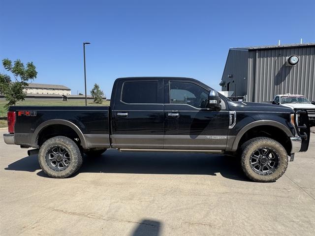 2017 Ford F-250 King Ranch 4X4 W- ULTIMATE PKG, FX4 PKG, TOW TECH PKG