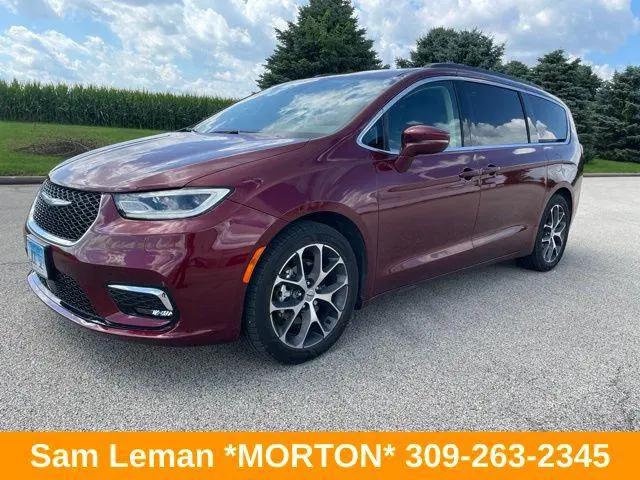2022 Chrysler Pacifica Touring L for sale in Morton, IL