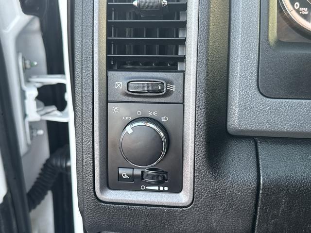 2019 Ram 1500 Classic Tradesman Quad Cab 4x2 64 Box