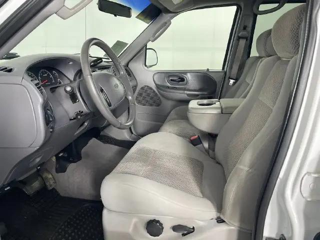 2002 Ford F-150 XLT