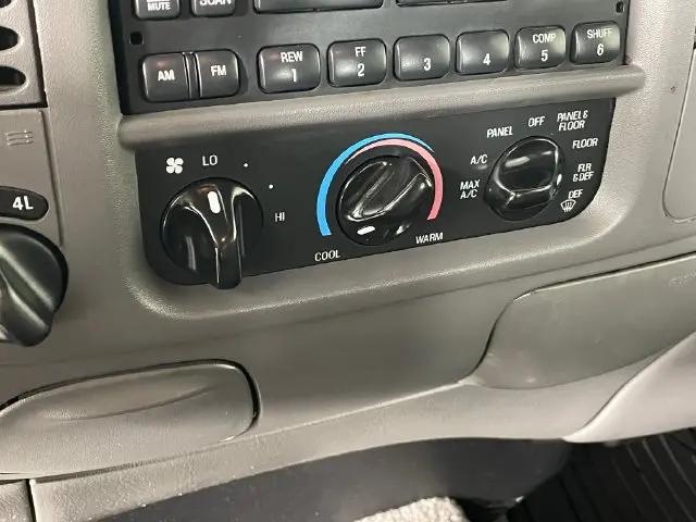 2002 Ford F-150 XLT