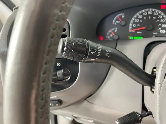 2002 Ford F-150 XLT