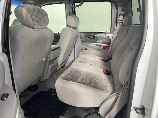 2002 Ford F-150 XLT