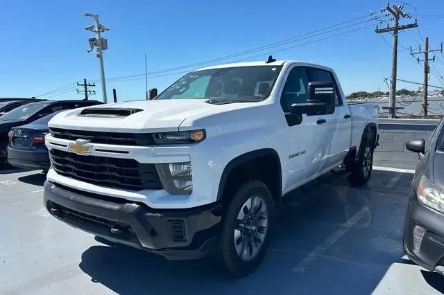 2025 Chevrolet Silverado 2500HD 4WD Crew Cab Standard Bed Custom for sale in Oakland, CA