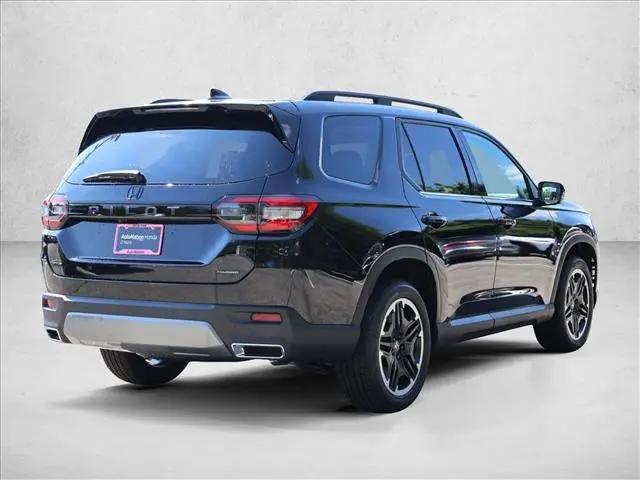 2026 Honda Pilot Touring Blackout