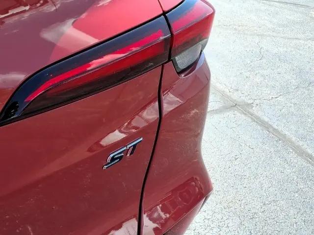 2024 Buick NV Sport Touring FWD