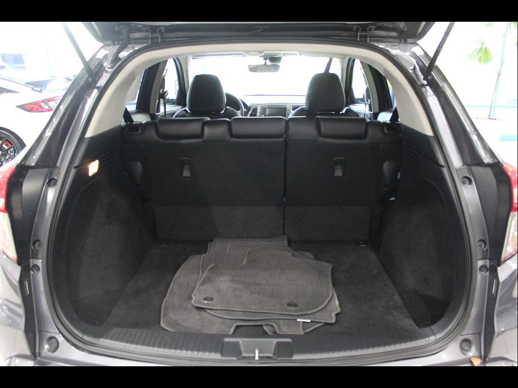 2020 Honda HR-V Touring - Photo 19