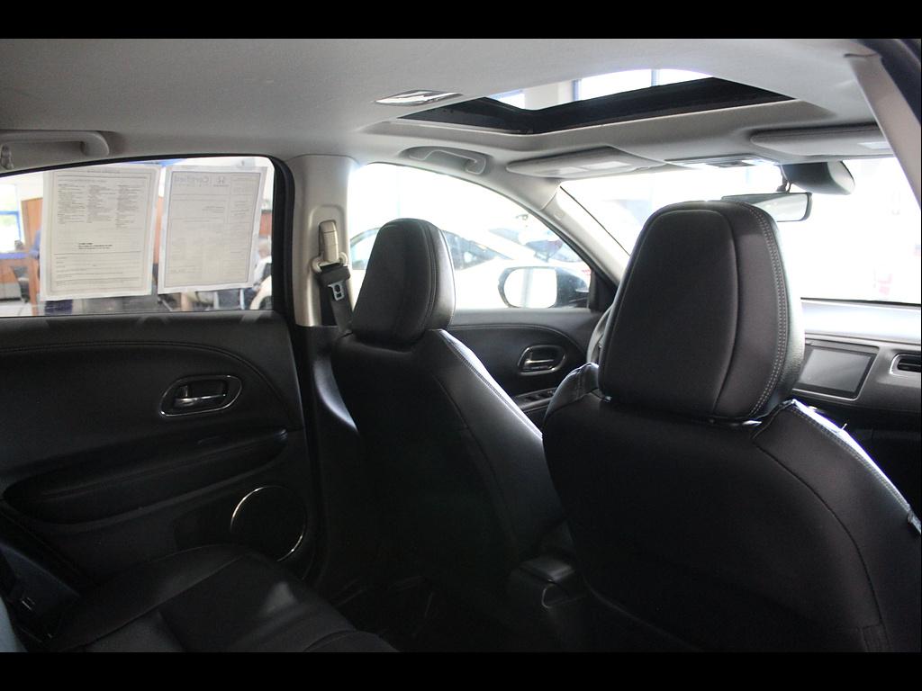 2020 Honda HR-V Touring - Photo 20