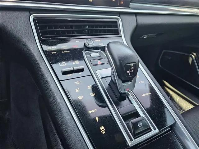 2023 Porsche Panamera Platinum Edition