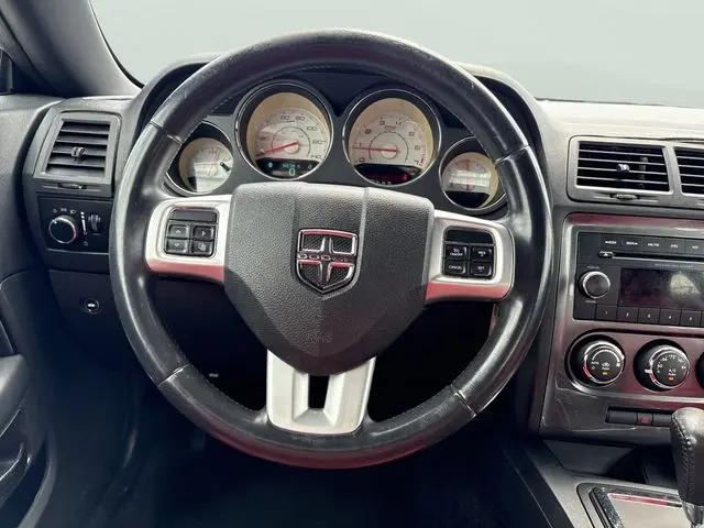 2013 Dodge Challenger SXT