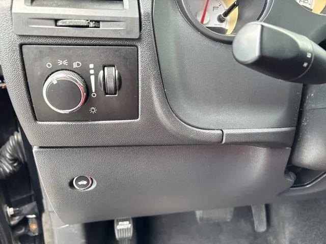 2013 Dodge Challenger SXT