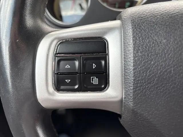 2013 Dodge Challenger SXT
