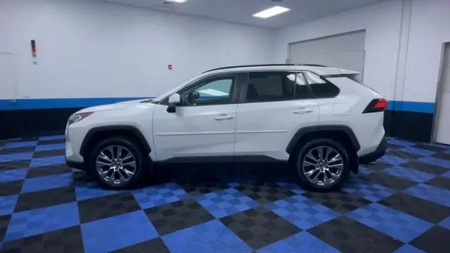 2021 Toyota RAV4 XLE Premium