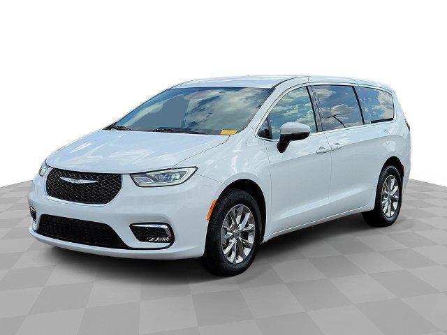 2023 Chrysler Pacifica Touring L AWD for sale in Lansing, MI