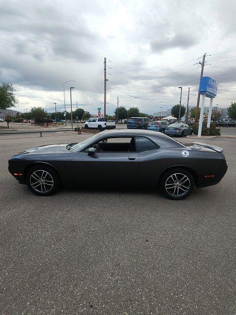 2019 Dodge Challenger SXT AWD