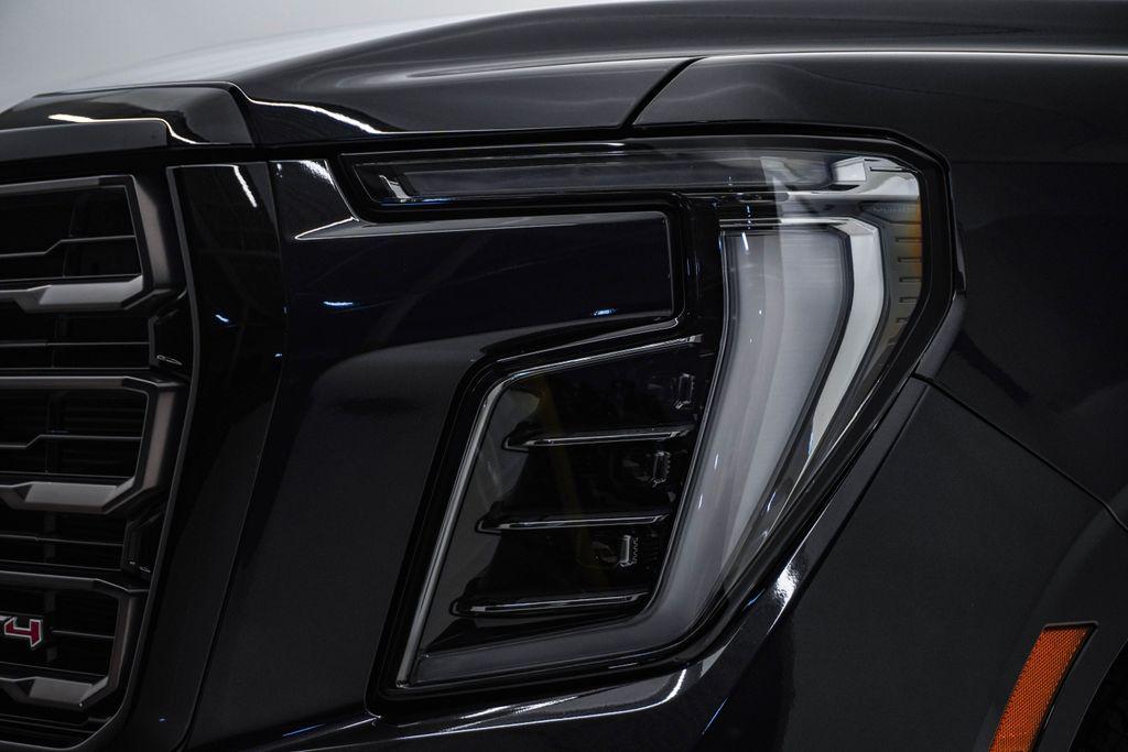 2025 GMC Yukon XL AT4 Ultimate - Photo 7