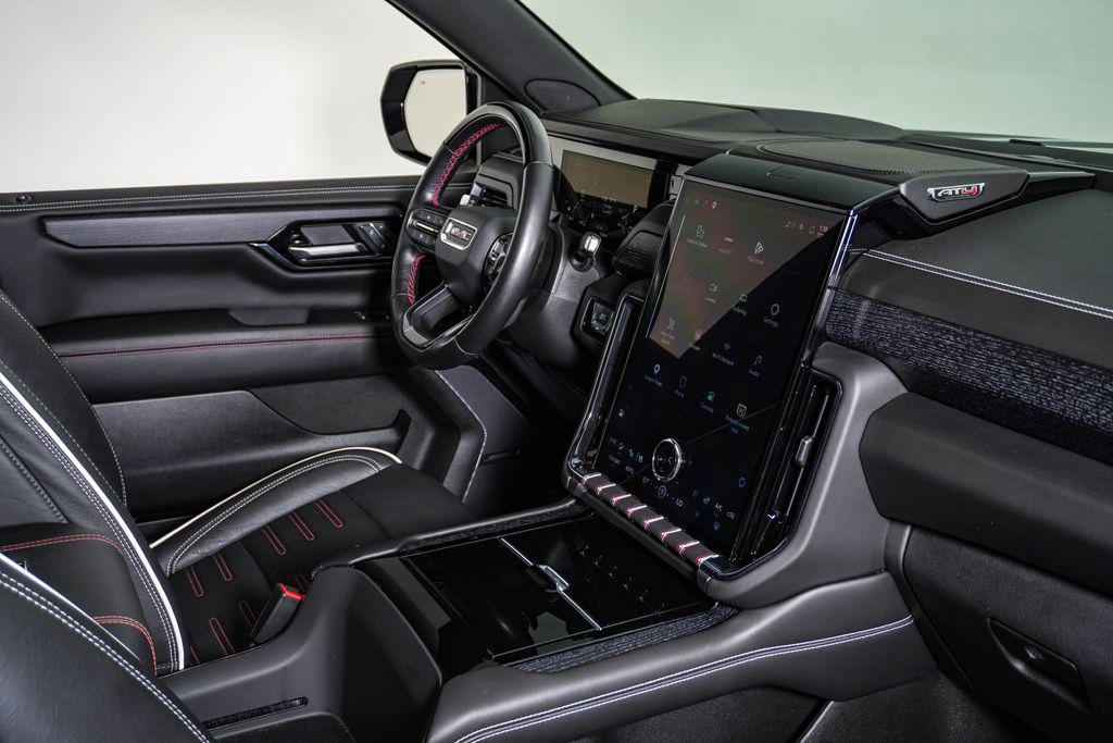 2025 GMC Yukon XL AT4 Ultimate - Photo 14