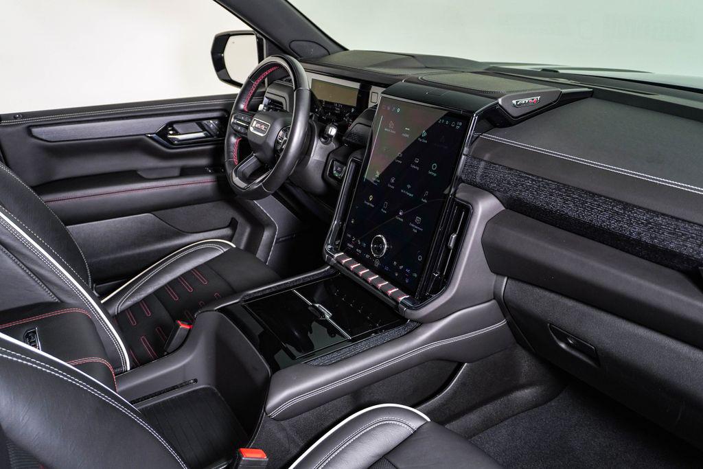 2025 GMC Yukon XL AT4 Ultimate - Photo 15